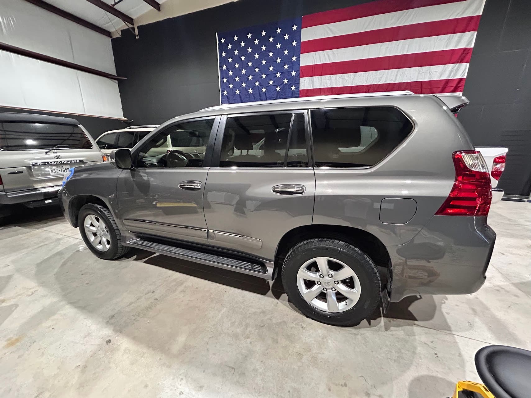 2013 Lexus GX 460 Luxury Sport Utility 4D