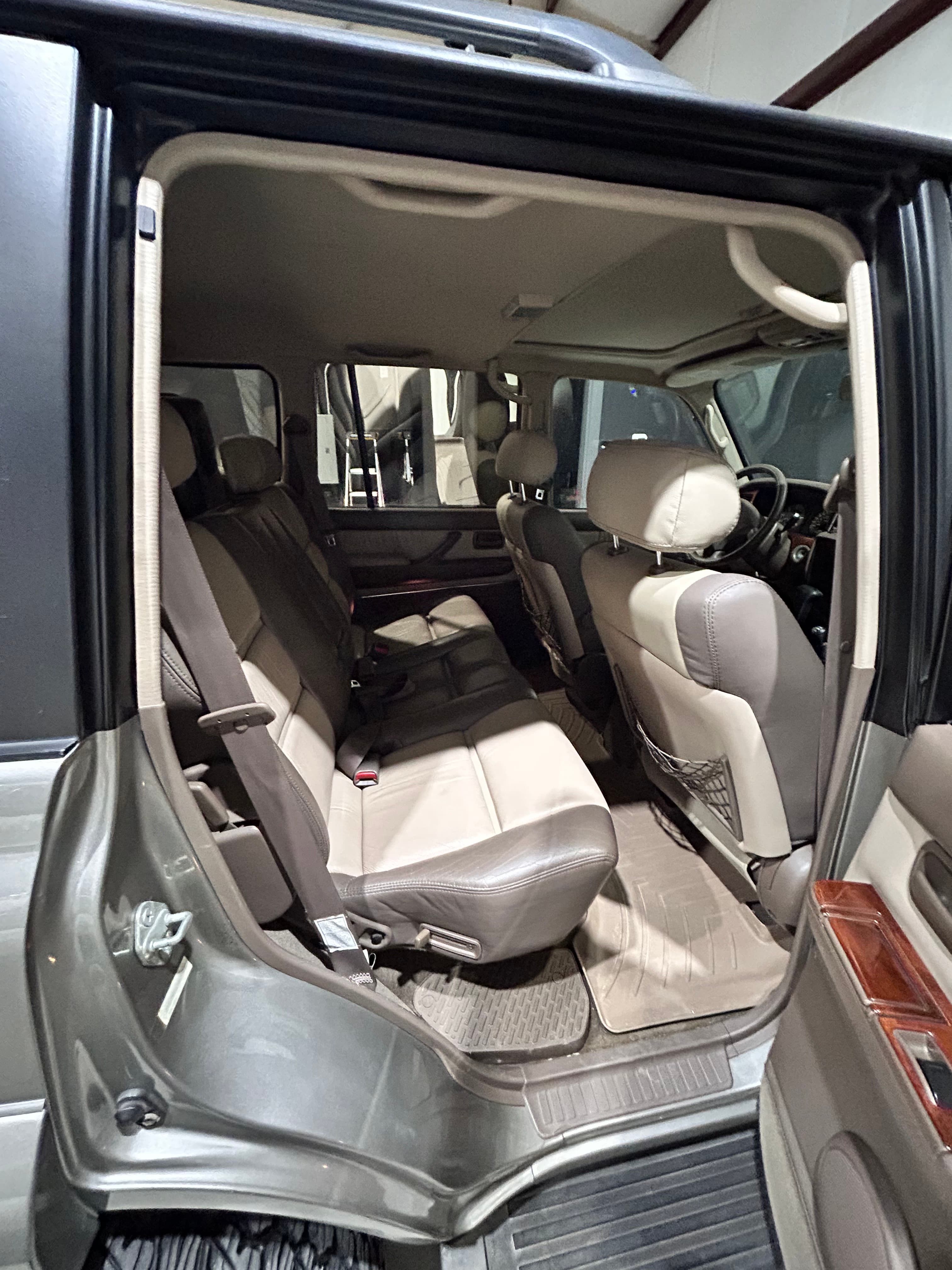 1997 Toyota Land Cruiser 40th Anniversary Edition photo 21 of 27